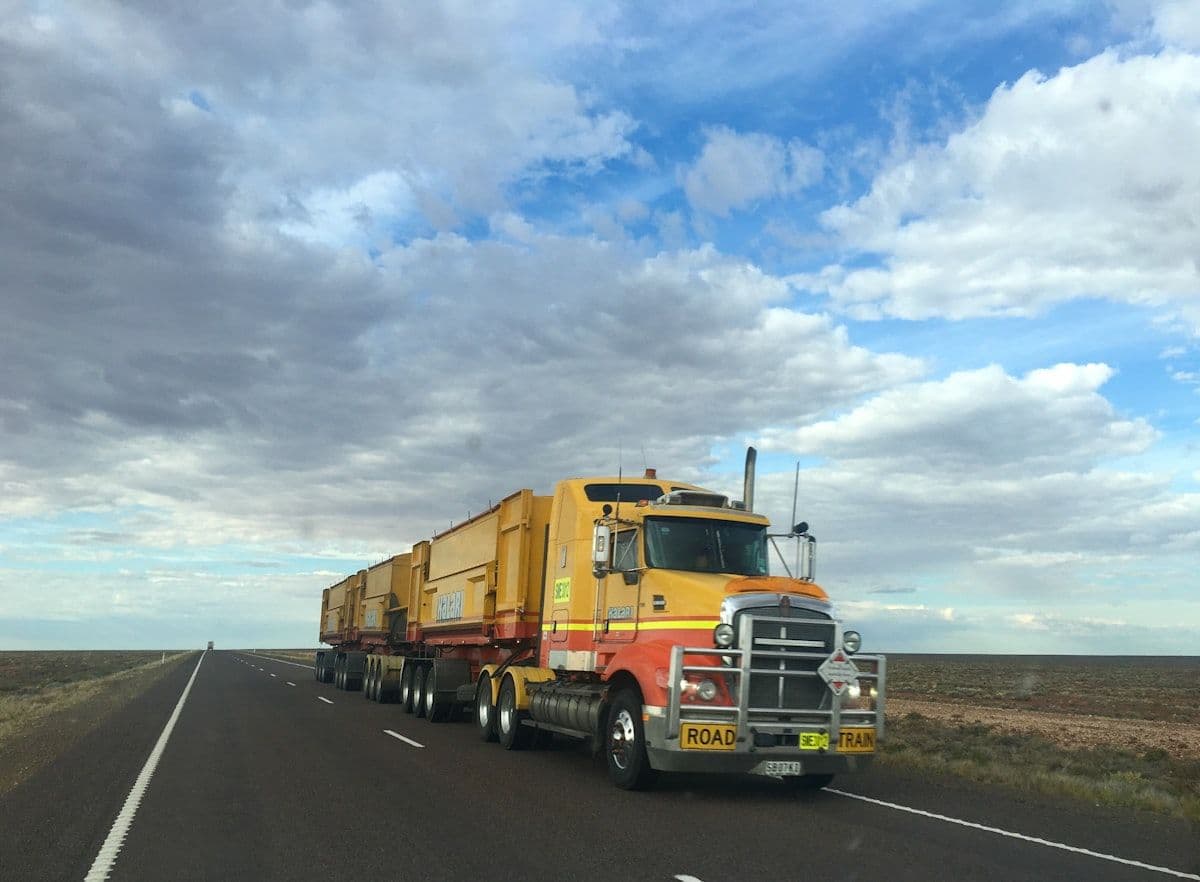 Camions & engins a Temacine - photo 1